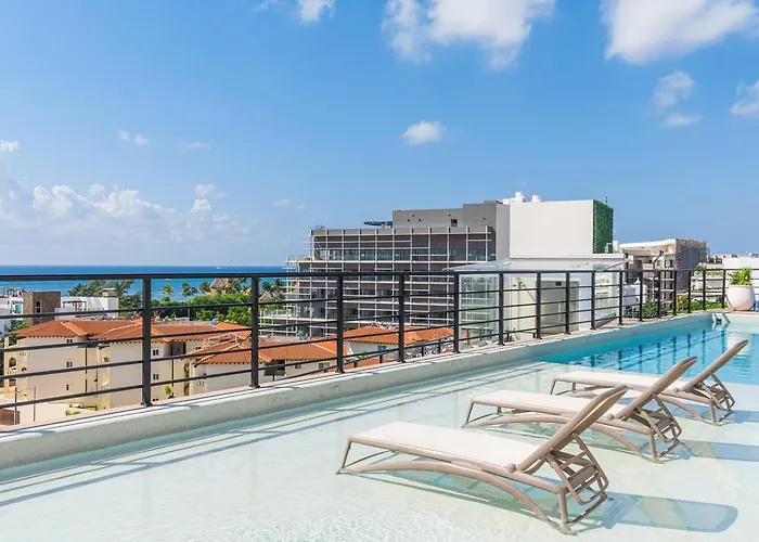 Mangrove View 2br W Rooftop Pool Near 5th Ave Playa del Carmen