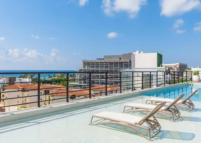 Mangrove View 2br W Rooftop Pool Near 5th Ave *