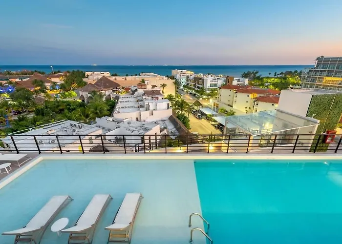 Mangrove View 2br W Rooftop Pool Near 5th Ave Casa de férias *